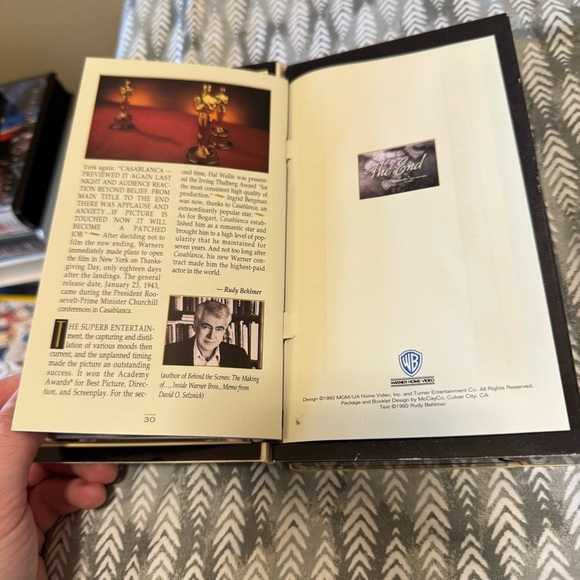 Casablanca Remastered Collector's Edition VHS - Picture 4 of 5